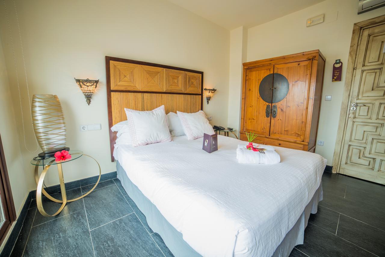 Hotel Boutique Varadero Zahara de los Atunes Bagian luar foto